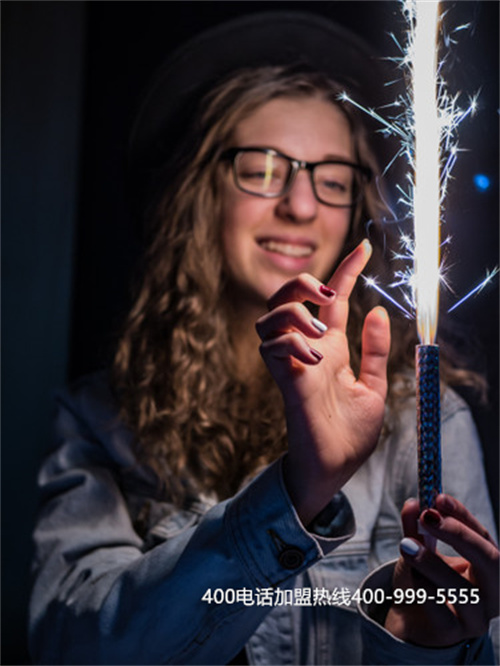 (廈門400電話代理商)(400電話座機(jī)撥打免費(fèi)嗎)