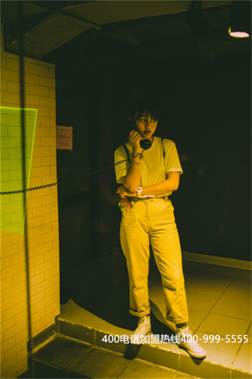 (400開(kāi)頭的電話(huà)怎么申請(qǐng)安裝)(江蘇400電話(huà)安裝)