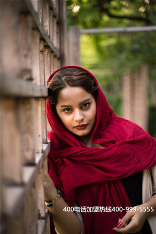 (400電話怎么辦理/聯(lián)系商客通)(400電話分時(shí)轉(zhuǎn)接實(shí)現(xiàn)7*24小時(shí)服務(wù))