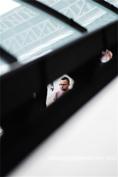 辦400電話要多少錢(給400打電話收費標準)