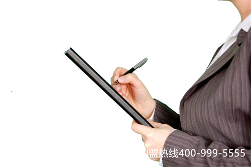 投訴寶馬400號碼是多少錢（寶馬400投訴電話）