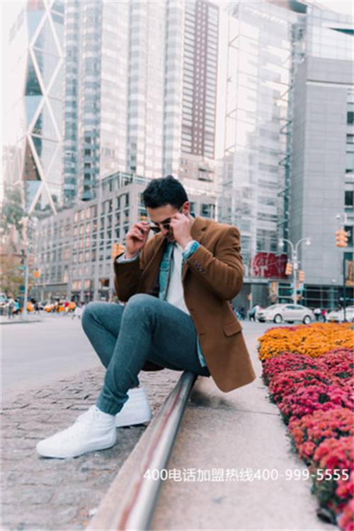 (企業(yè)如何開通400電話)(企業(yè)400電話有哪些功能呢?)